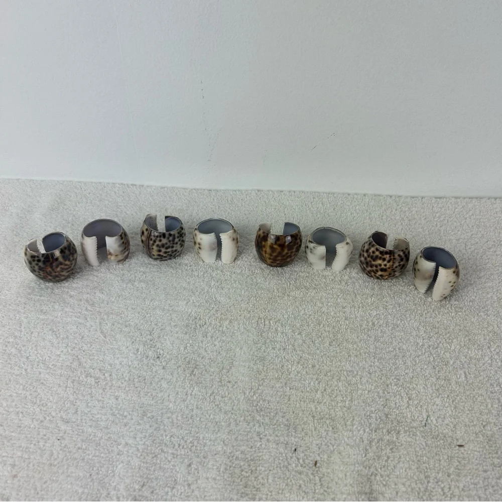 VTG Set of 8 Tiger Cowrie Sea Shell Napkin Holder Rings
